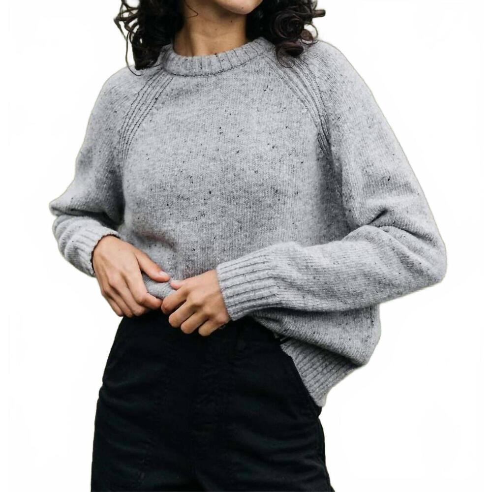 NEW FINISTERRE farne crew neck sweater in dove grey